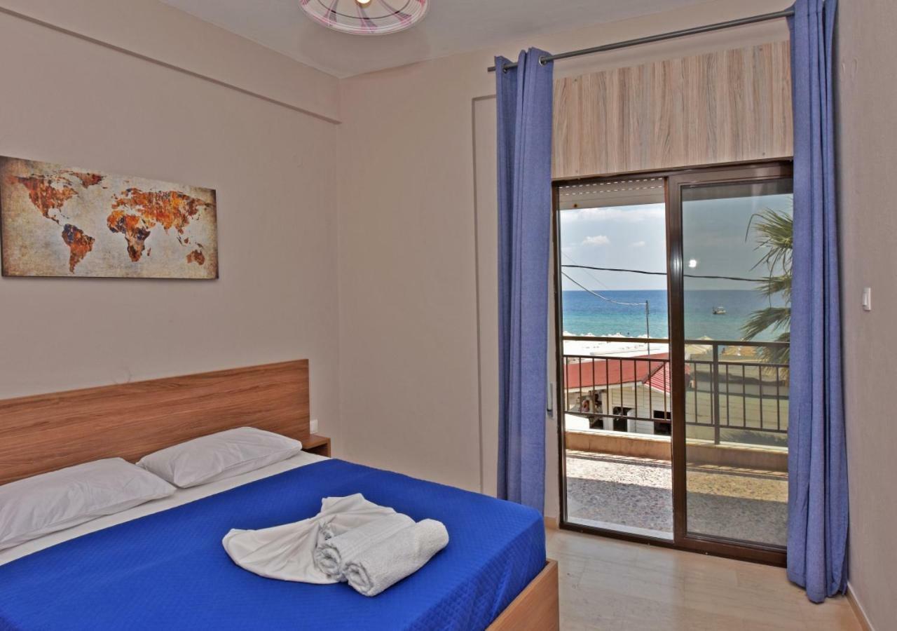 Alexandros Seaview Suites Флогита Екстериор снимка