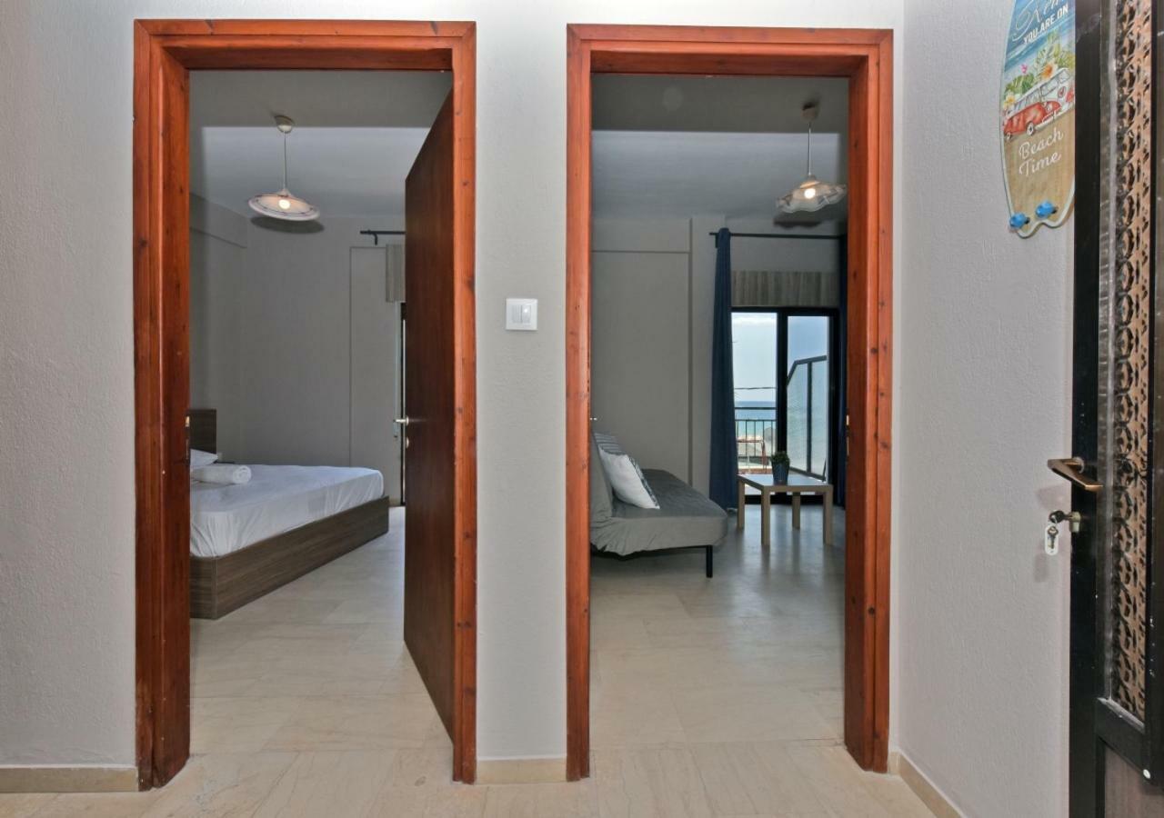 Alexandros Seaview Suites Флогита Екстериор снимка