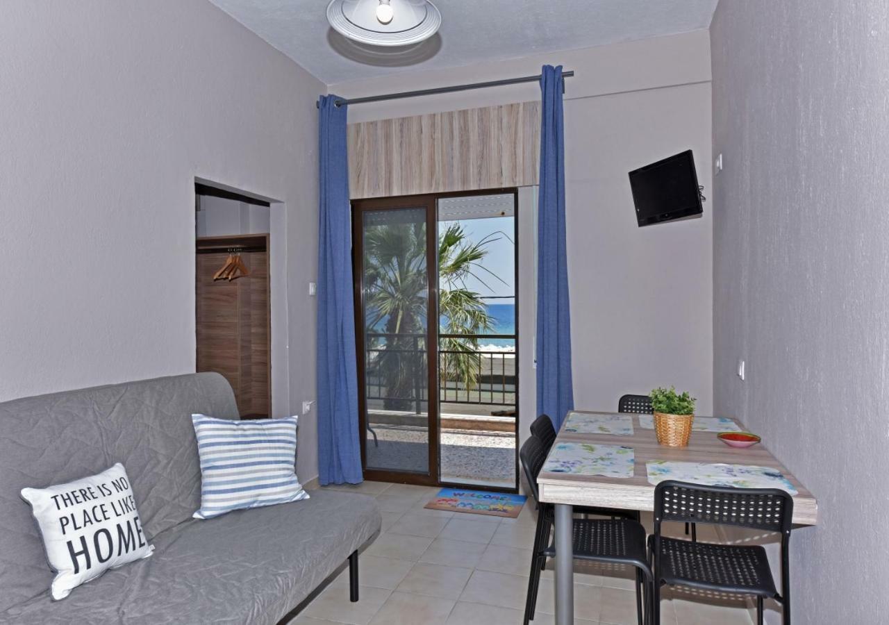 Alexandros Seaview Suites Флогита Екстериор снимка